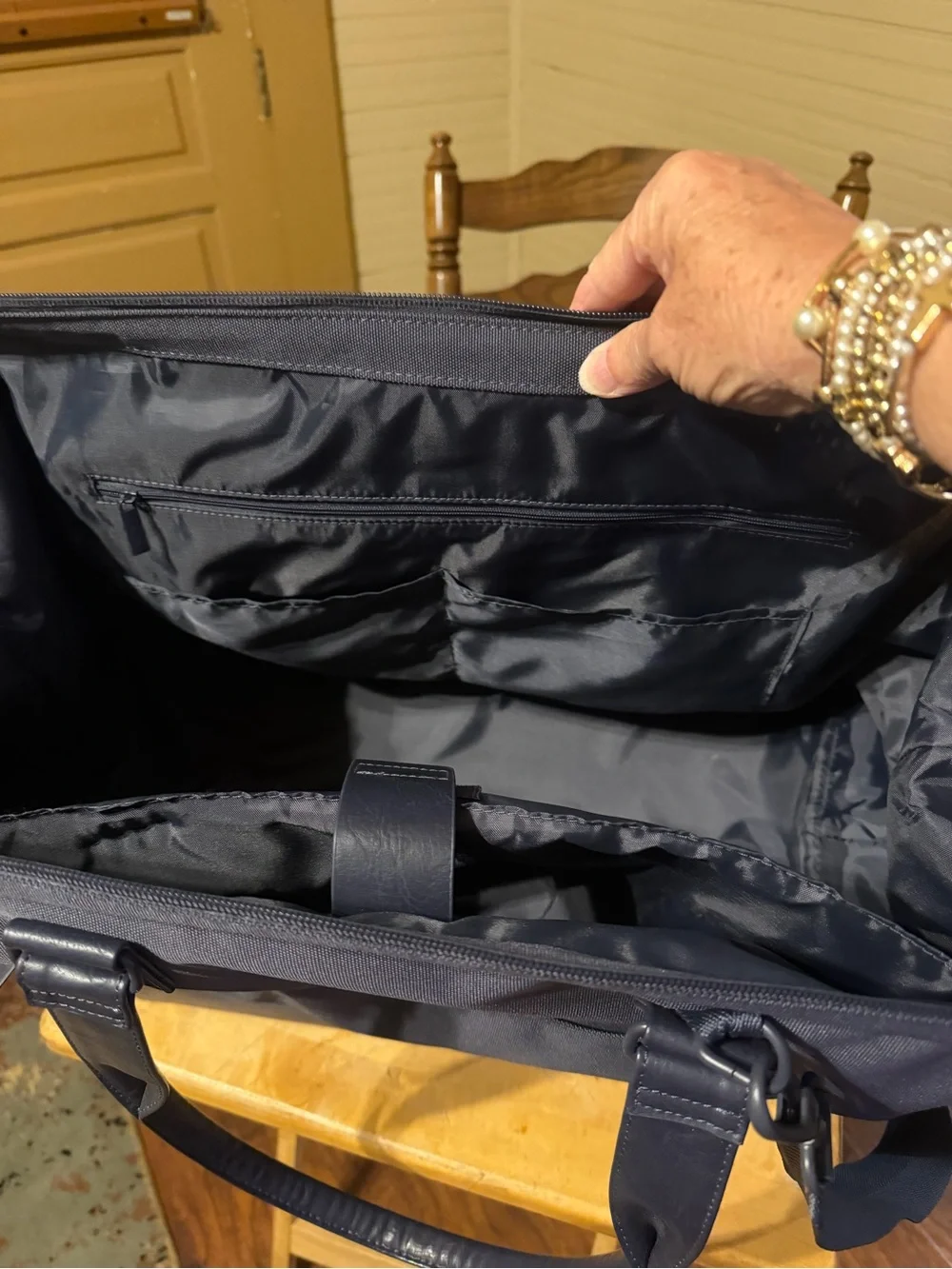 BEIS Navy Weekender.  Excellent condition.  Only used a few times.